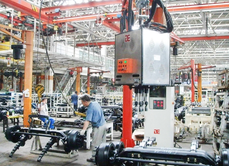 大連擰緊機(jī)技術(shù)全解析:從工作原理到智能化升級(jí)