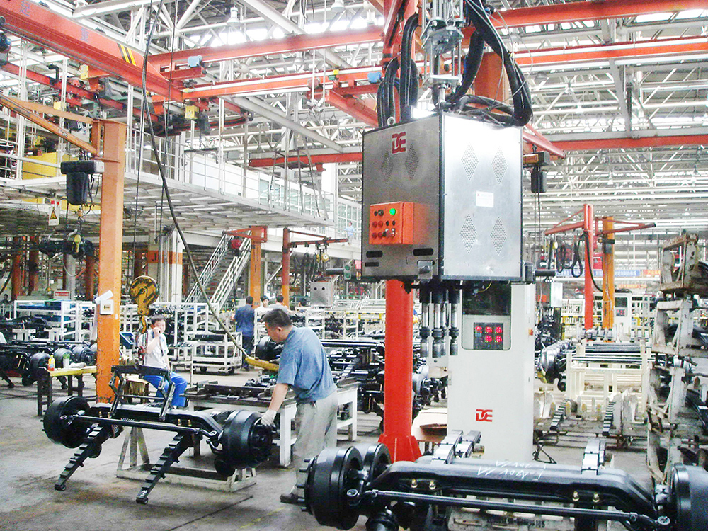 4軸U型螺栓擰緊機(jī) （一汽總裝）